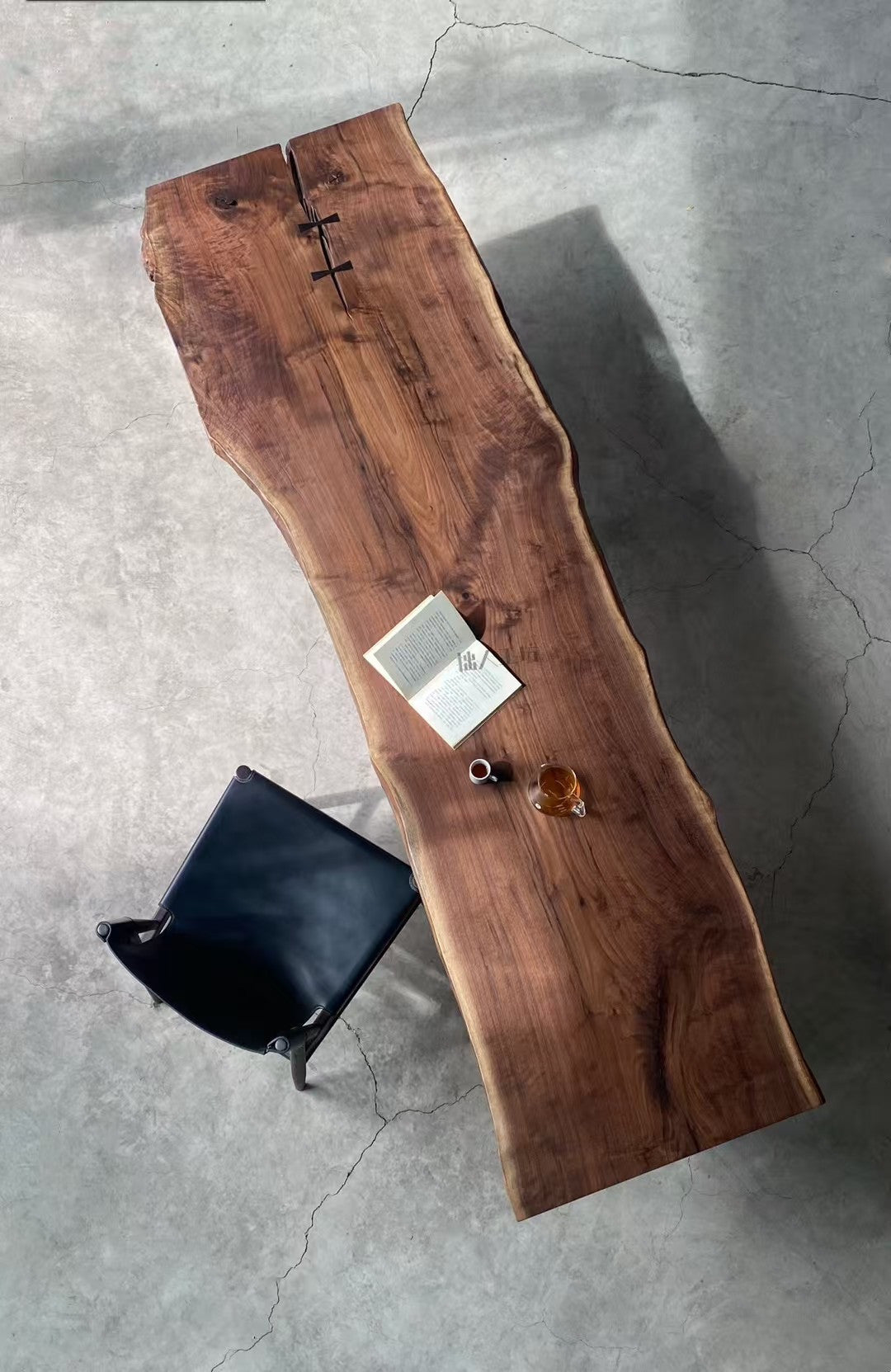 Pearl Reef Coffee Table — interior view 03