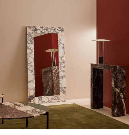 Kestrel Ridge Mirror — interior view 05