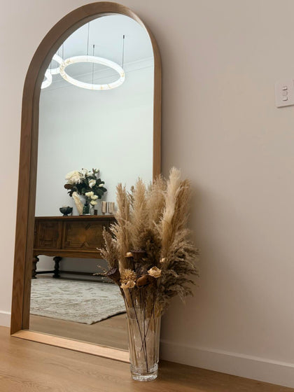 Maple Ridge Mirror — interior view 03