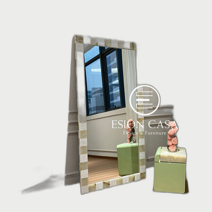 Nola Ridge Mirror — neutral background 01