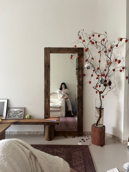 Selene Ridge Mirror — interior view 03