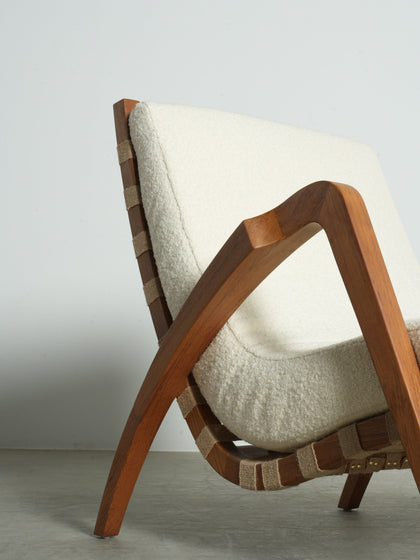 Willow Vale Armchair — interior view 05