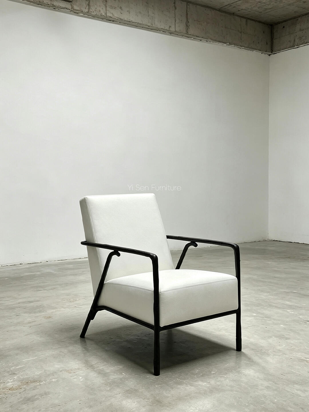 One silhouette. Your dimensions, comfort and finish.