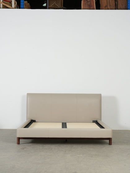 Dover Vista Bed — interior view 03
