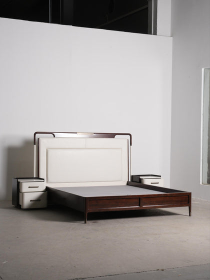 Elara Vista Bed — interior view 11