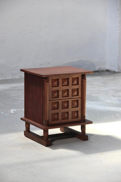 Pearl Vista Cabinet — interior view 03