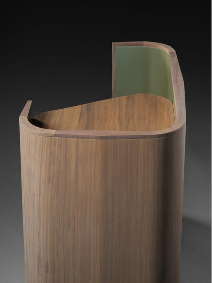 Reed Vista Cabinet — interior view 08