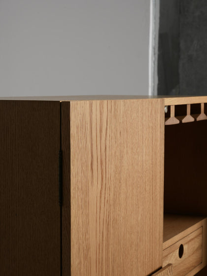 Rowan Vista Cabinet — interior view 07