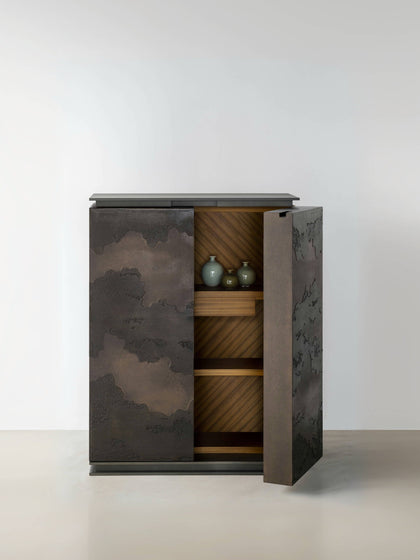 Sable Vista Cabinet — interior view 03