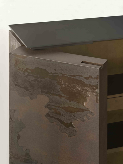 Sable Vista Cabinet — interior view 09