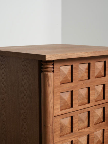 Solace Vista Cabinet — interior view 07