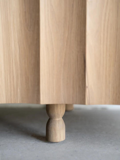 Willow Vista Cabinet — interior view 06