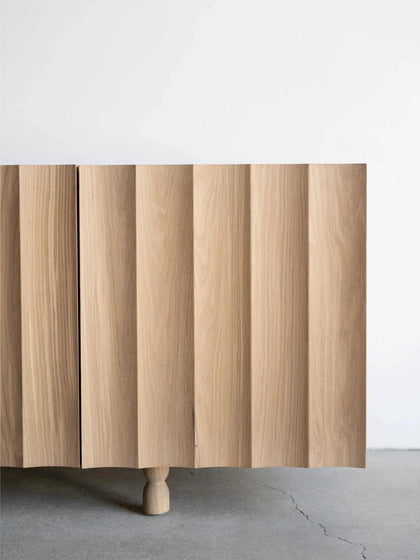 Willow Vista Cabinet — interior view 08