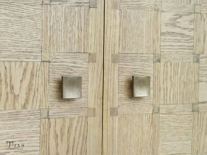 Aurelia Wells Cabinet — interior view 06