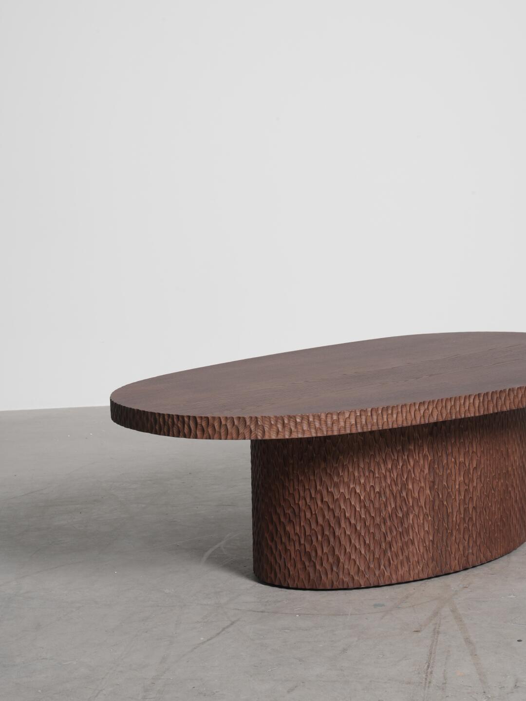 One silhouette. Your dimensions, comfort and finish.