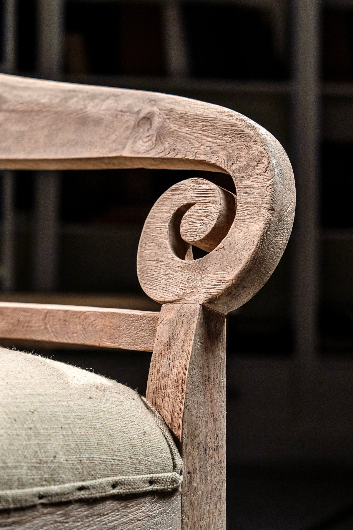 One silhouette. Your dimensions, comfort and finish.