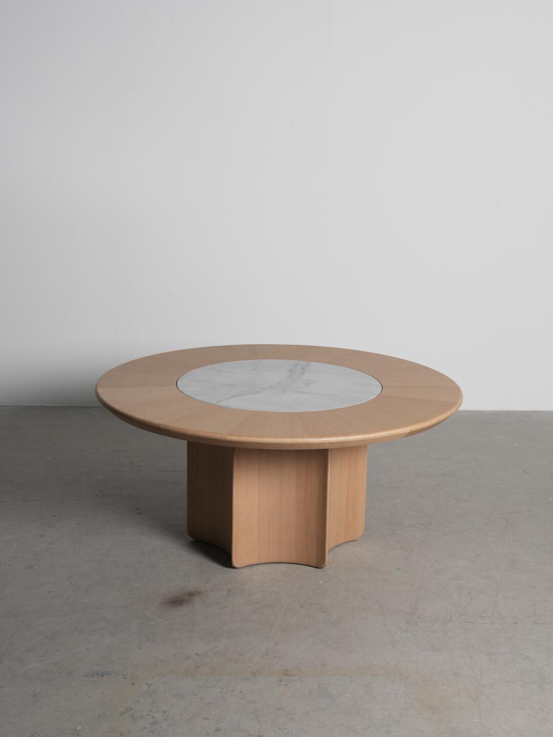 Ivory Wood Decorative Object — interior view 03