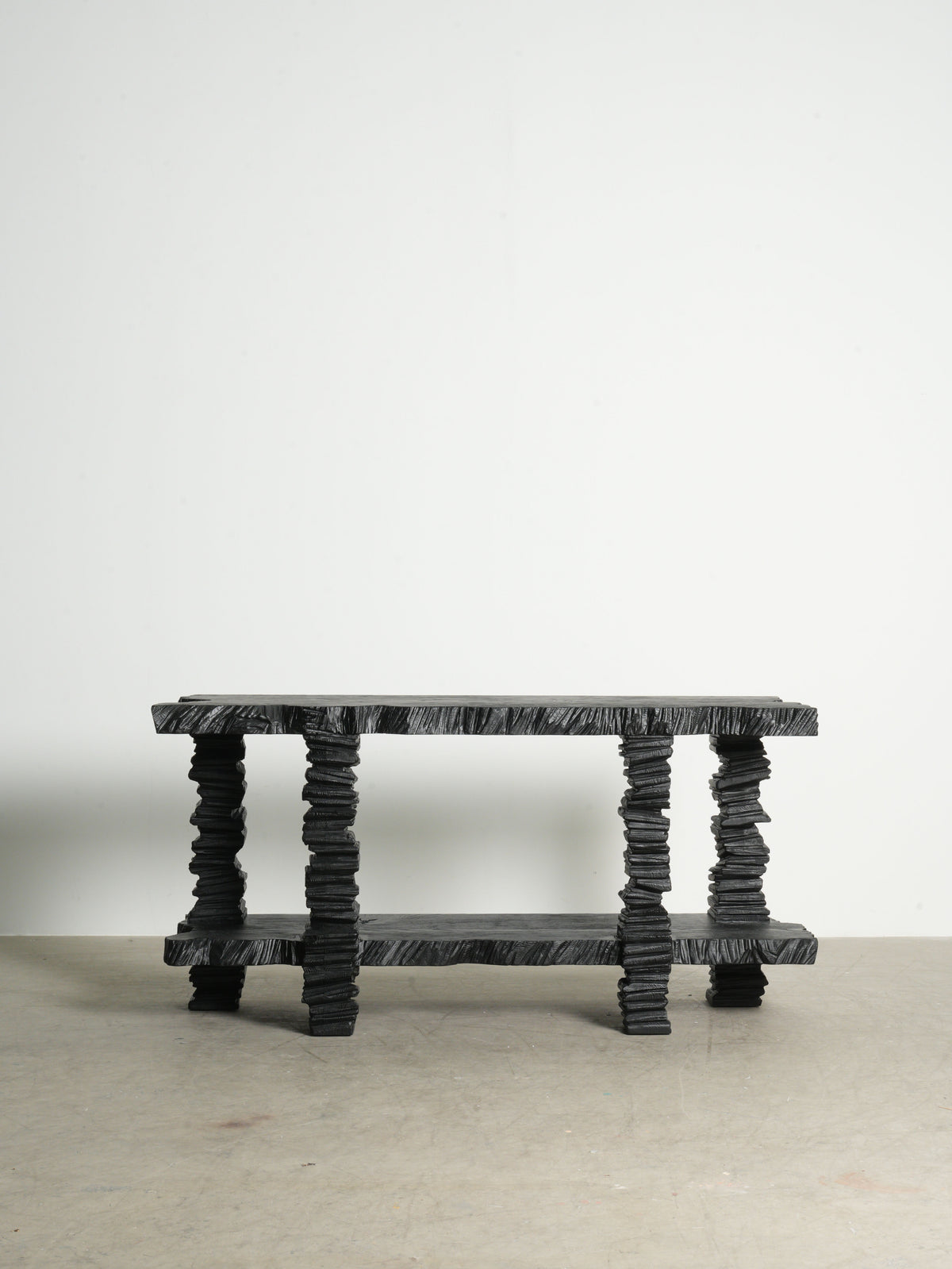 One silhouette. Your dimensions, comfort and finish.