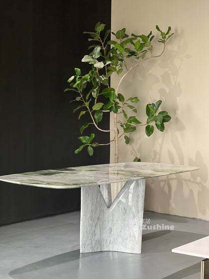 Arden Court Decorative Object — interior view 05