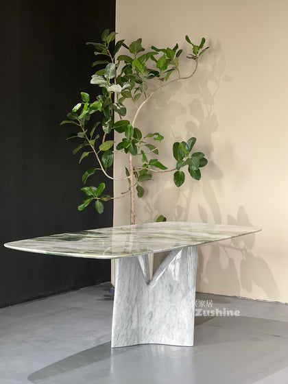 Arden Court Decorative Object — interior view 07