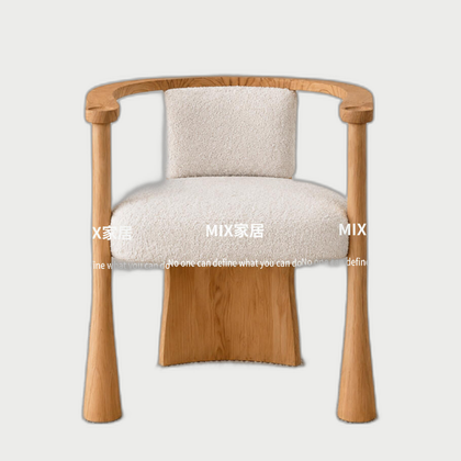 Briar Court Decorative Object — neutral background 01