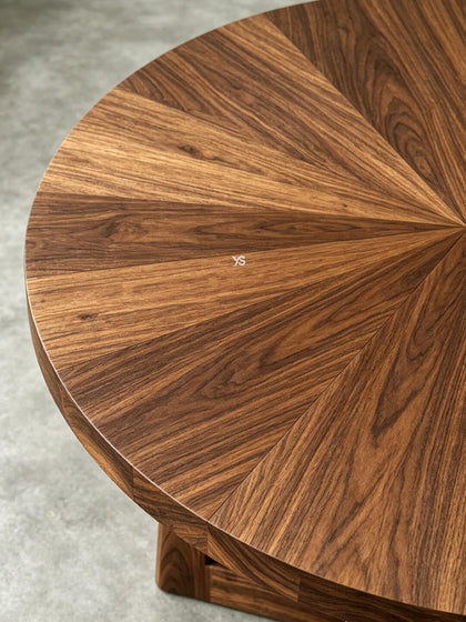 Maple Court Decorative Object — interior view 07