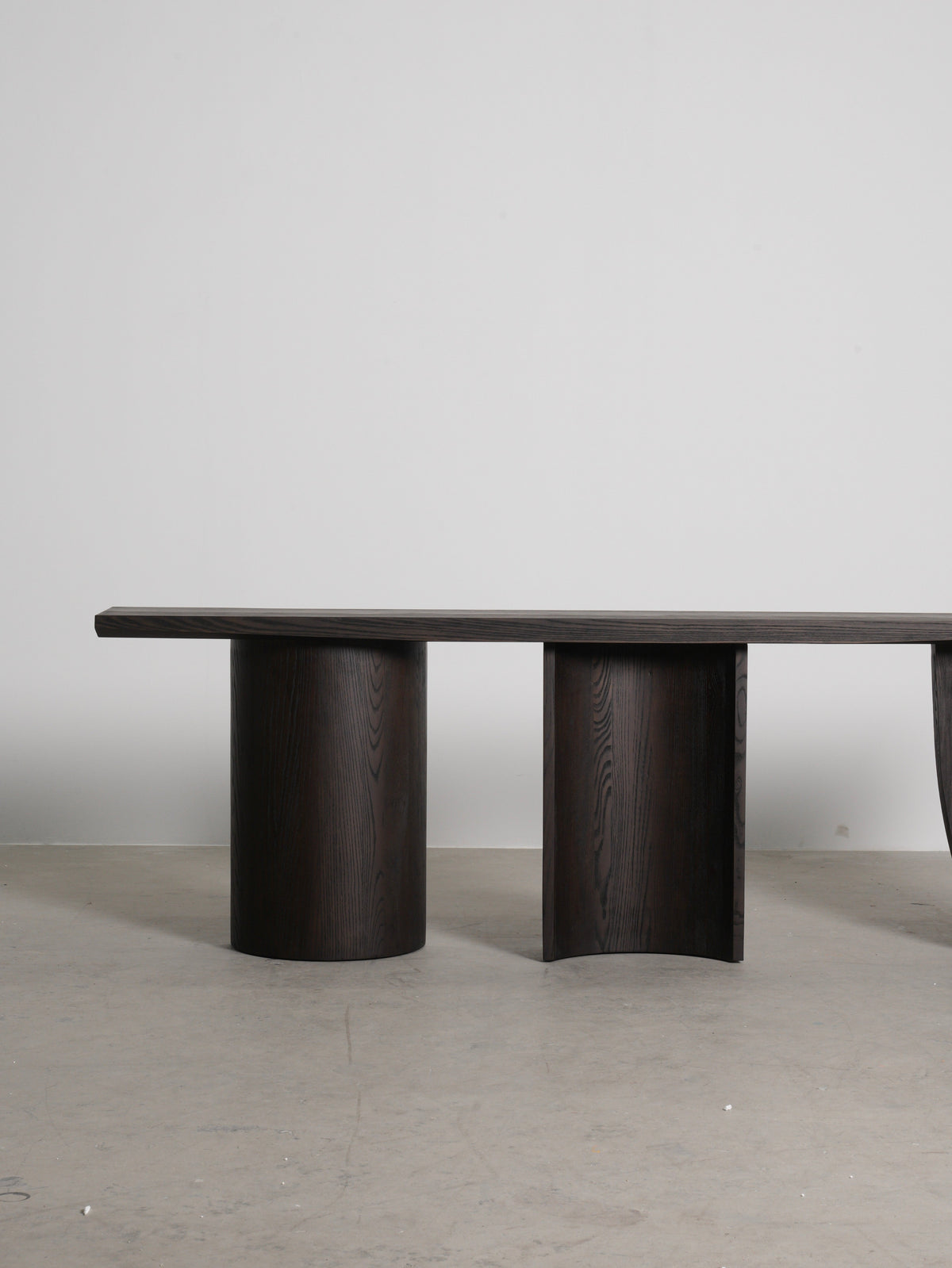 Marlow Court Decorative Object — interior view 04