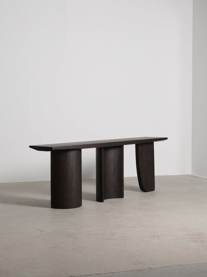 Marlow Court Decorative Object — interior view 07