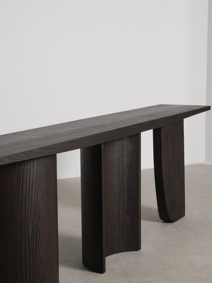 Marlow Court Decorative Object — interior view 08