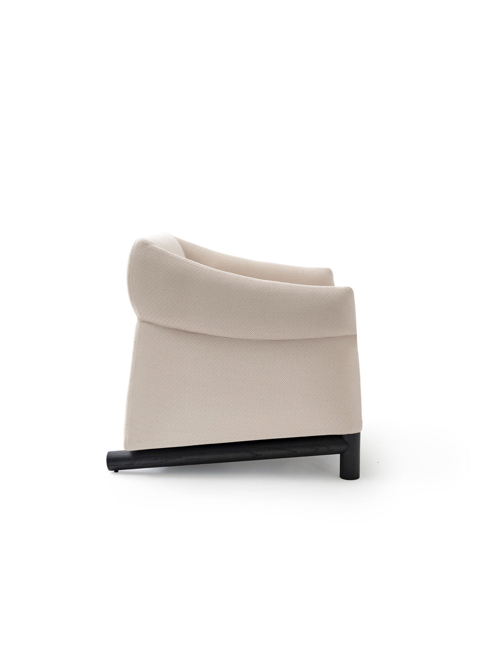 One silhouette. Your dimensions, comfort and finish.