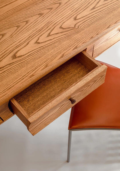 Elm Loft Desk — interior view 05