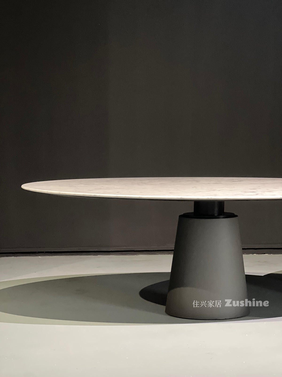 One silhouette. Your dimensions, comfort and finish.