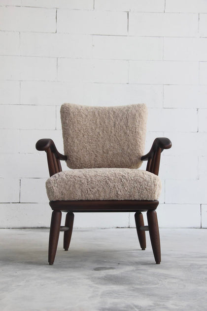 Celine Point Lounge Chair — interior view 04