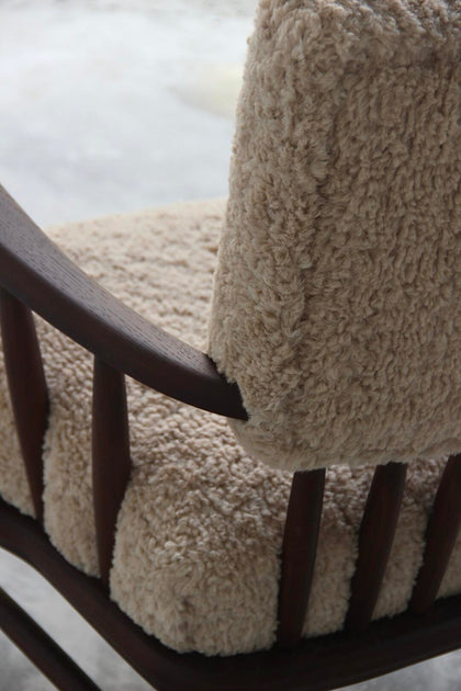 Celine Point Lounge Chair — interior view 07