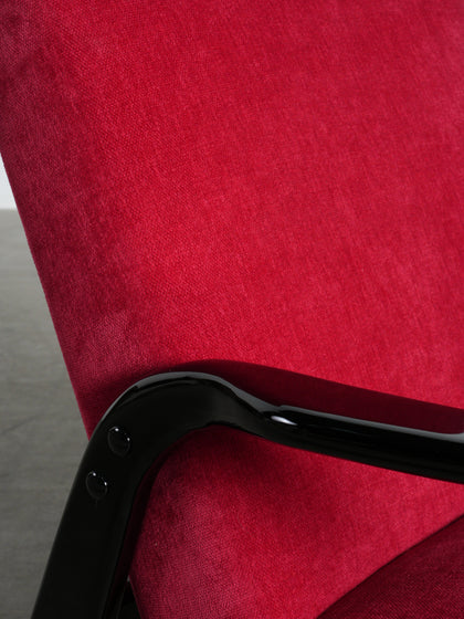 Ember Point Lounge Chair — interior view 17