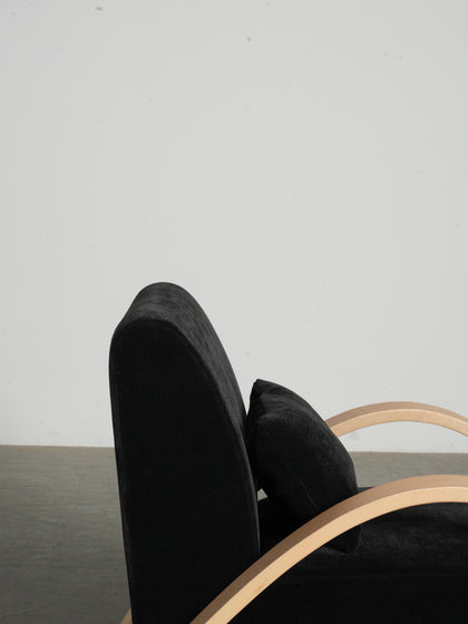 Fawn Point Lounge Chair — interior view 07