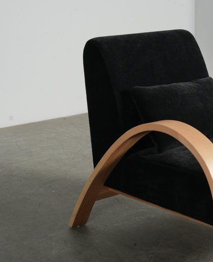 Fawn Point Lounge Chair — interior view 11
