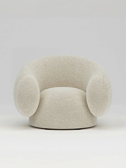 Halo Point Lounge Chair — interior view 04