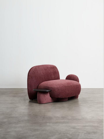 Iris Point Lounge Chair — interior view 03