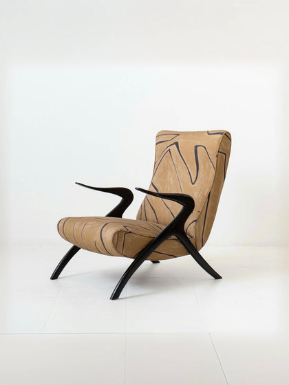 Juniper Point Lounge Chair — interior view 03