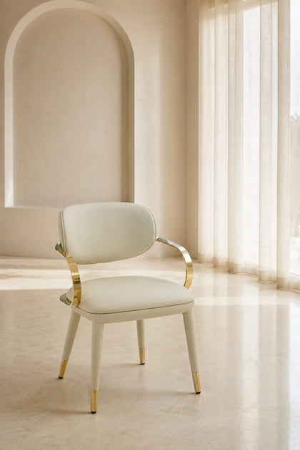 Linden Point Lounge Chair — interior view 07