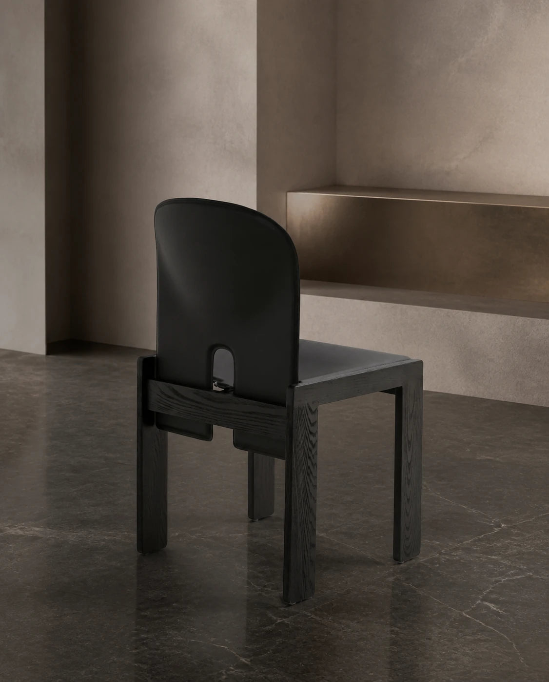 One silhouette. Your dimensions, comfort and finish.