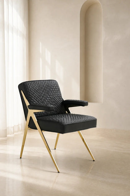 Marlow Point Lounge Chair — interior view 07