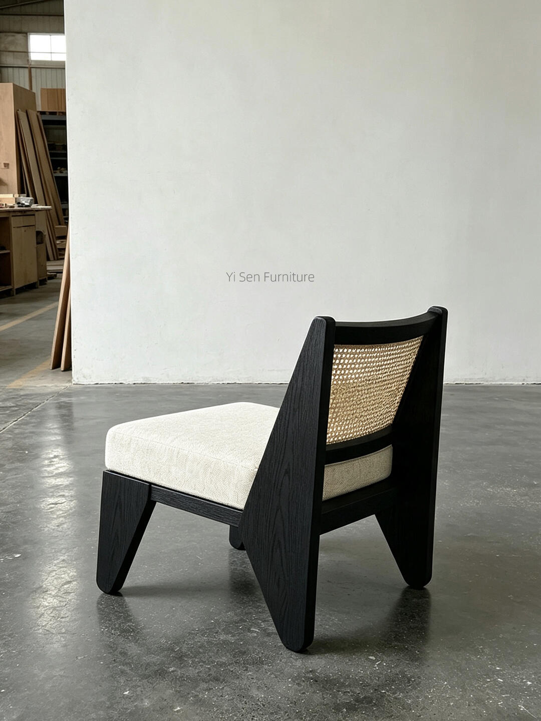 One silhouette. Your dimensions, comfort and finish.