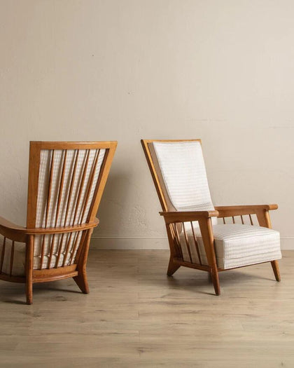 Orion Point Lounge Chair — interior view 04