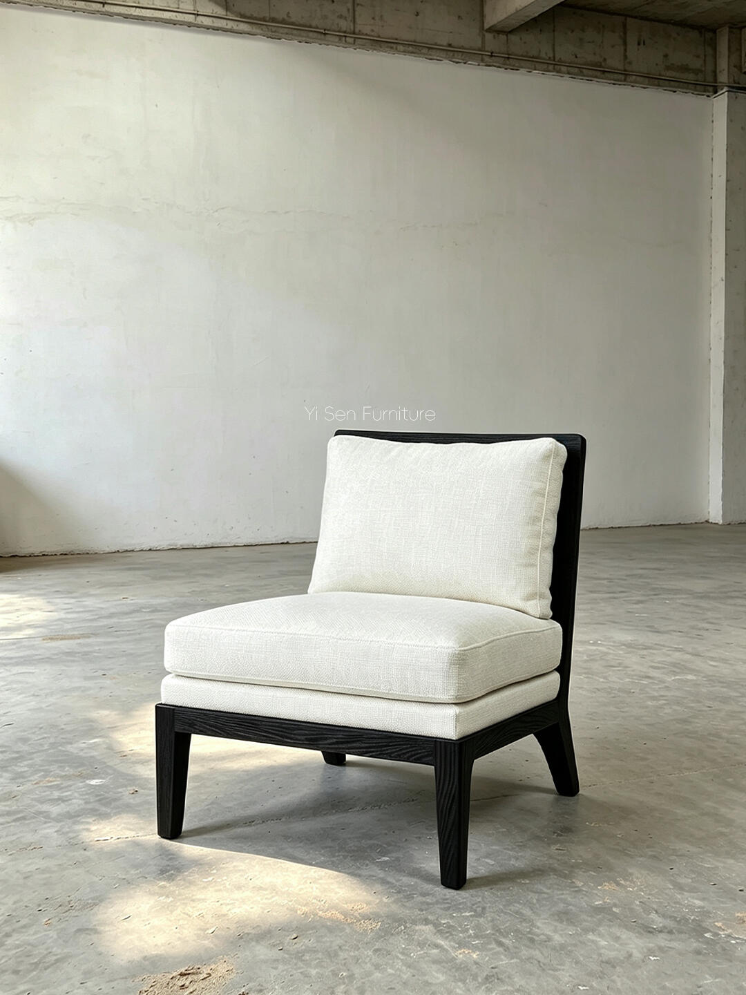 One silhouette. Your dimensions, comfort and finish.