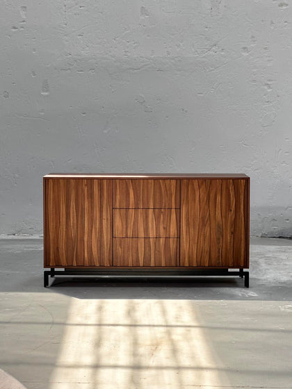Harbor Hill Sideboard — interior view 06