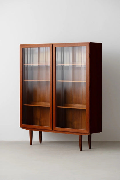 Pearl Hill Sideboard — interior view 03