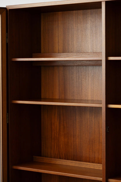 Pearl Hill Sideboard — interior view 04