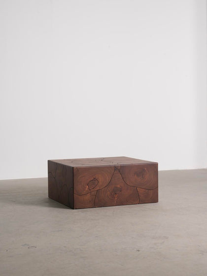 Alba Lake Side Table — interior view 04